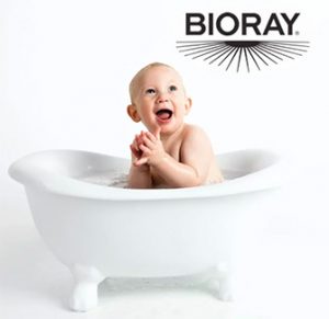 Bioray Baby in Bathtub